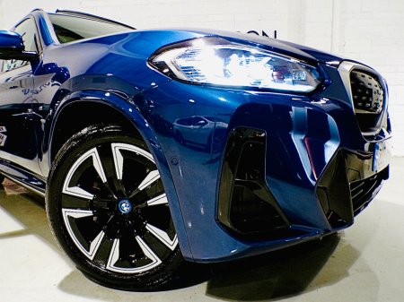 2022 BMW iX3 - thumbnail 3