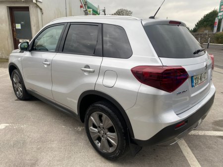 2023 Suzuki Vitara - thumbnail 7