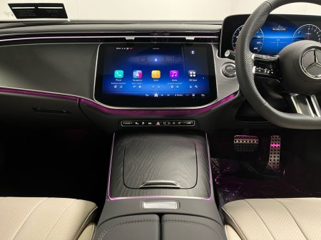 2026 Mercedes-Benz E Class 300e AMG - 19 Inch Alloys - Reversing Camera - Ambient Lighting - Sat Nav - Climate Control - Electric Heated Memory Seats - Keyless Start - Apple CarPlay/Android Auto €88,006 thumbnail