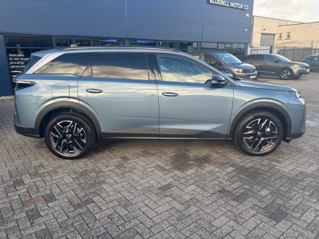 2026 Peugeot 5008  €53,600