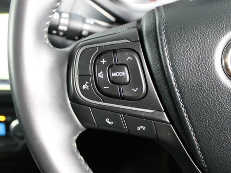 2017 Toyota Avensis 1.6D SOL Navi 4DR €10,499 thumbnail