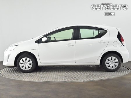 2016 Toyota Aqua - thumbnail 6