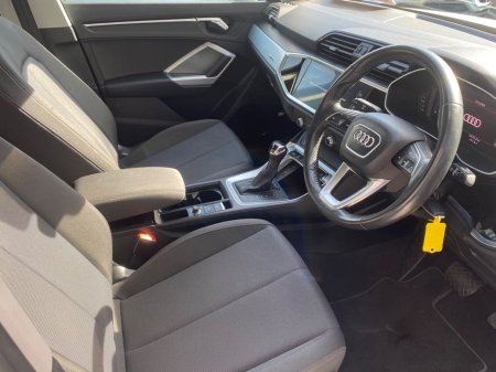 2019 Audi Q3 - thumbnail 11