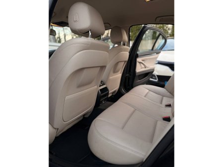 2014 BMW 5 Series - thumbnail 35