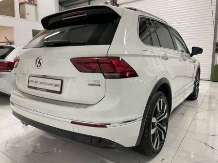 2019 Volkswagen Tiguan 2.0 TDI 190HP 4M R-Line DSG 7S €31,995 thumbnail