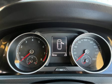 2015 Volkswagen Golf HIGHLINE AUTOMATIC 1.4 PETROL //KEYLESS ENTRY//ADAPTIVE CRUISE CONTROL//REVERSE CAMERA// €14,950 thumbnail