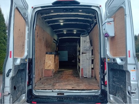 2022 Ford Transit 470E TREND 2.0 TD 170 M6 RWD 3DR €26,500 thumbnail