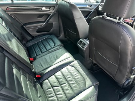 2017 Volkswagen Golf - thumbnail 9