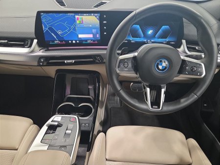 2025 BMW iX2 - thumbnail 5