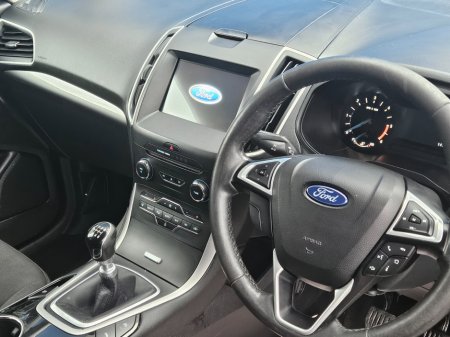 2017 Ford Galaxy - photo 6