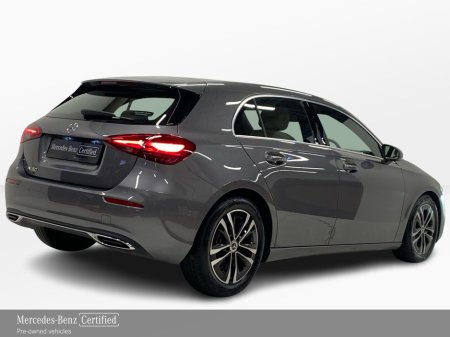 2025 Mercedes-Benz A Class - thumbnail 3