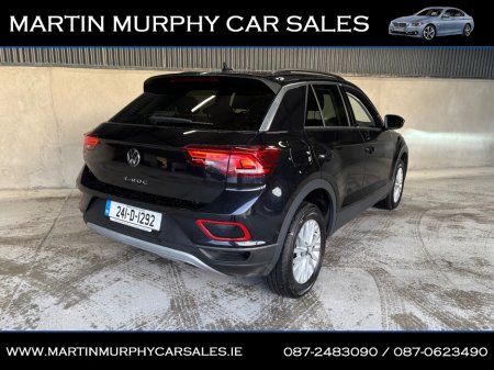 2024 Volkswagen T-Roc - thumbnail 8