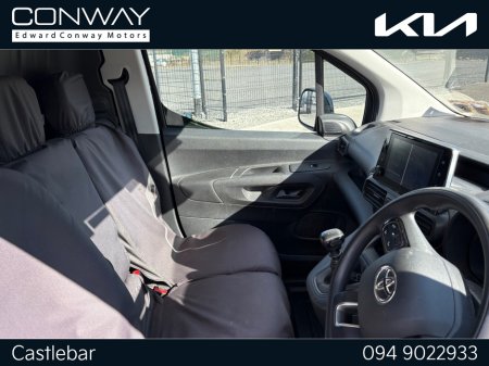 2022 Toyota Proace - thumbnail 4