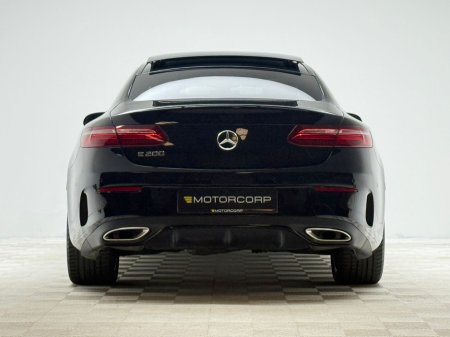 2019 Mercedes-Benz E Class E200 AMG LINE COUPE *PAN ROOF* €35,990 thumbnail