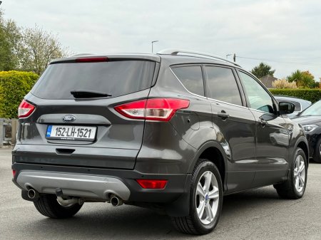 2015 Ford Kuga - thumbnail 4