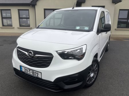 2021 Opel Combo  €10,500