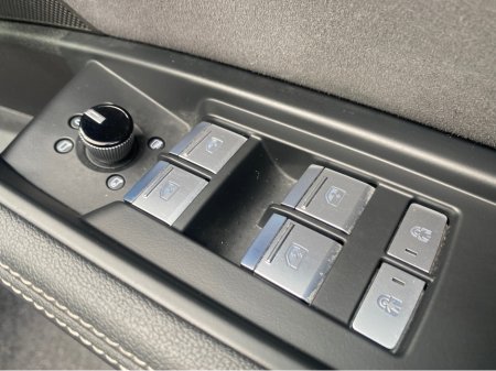 2022 Audi e-tron - thumbnail 28