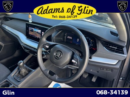 2023 Skoda Octavia - thumbnail 10