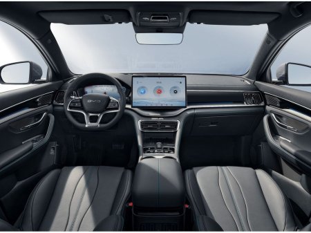 2026 BYD Seal U DM-i Comfort 26.6kWh *125km EV Range* €47,515 thumbnail