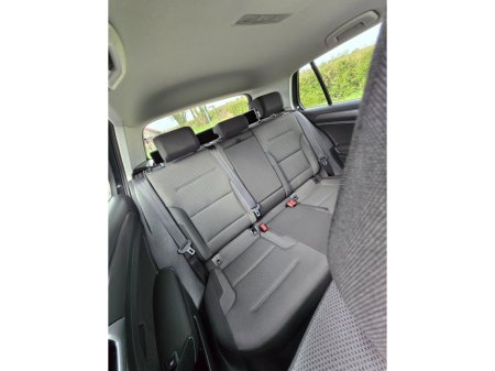 2018 Volkswagen Golf - thumbnail 2