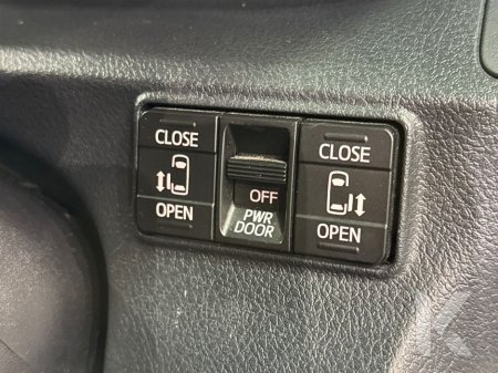 2020 Toyota Sienta 1.5L HYBRID AUTOMATIC - 7 SEATER - CRUISE CONTROL - TOYOTA SAFETY SENSE - REVERSE CAMERA €19,950 thumbnail