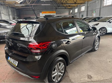 2023 Dacia Sandero Stepway - thumbnail 2