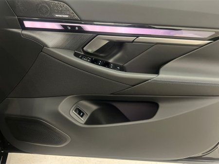 2026 BMW 5 Series 530e M Sport- IMMEDIATE DELIVERY thumbnail