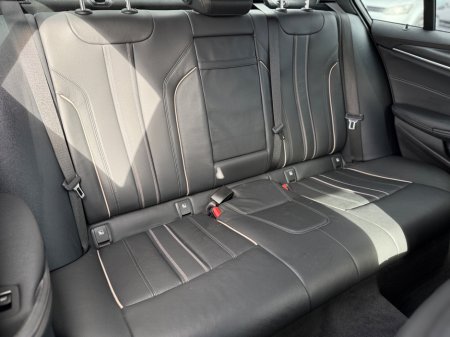 2022 BMW 5 Series - thumbnail 22