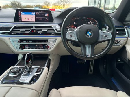 2020 BMW 7 Series - thumbnail 13