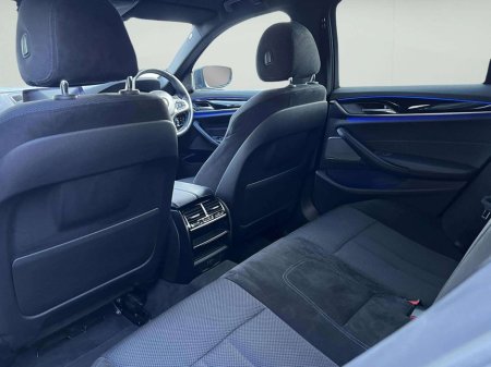 2018 BMW 5 Series - thumbnail 38