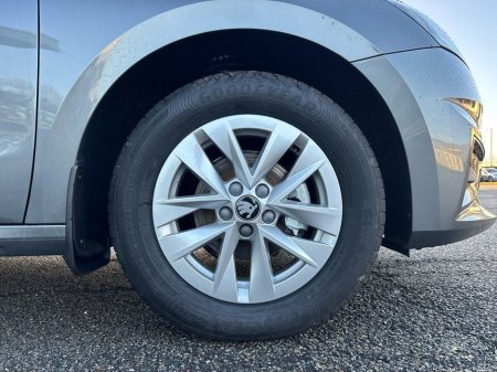 2026 Skoda Fabia - thumbnail 5