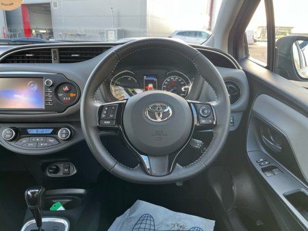 2019 Toyota Yaris YARIS HYBRID 5DR LUNA €17,950 thumbnail