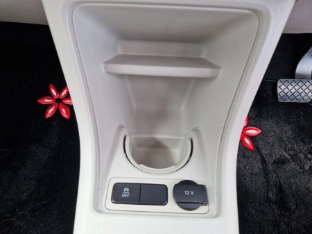 2012 Volkswagen up! - thumbnail 31