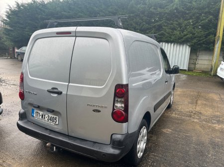 2017 Peugeot Partner - view 3