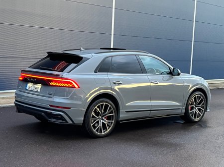 2019 Audi Q8 - thumbnail 6