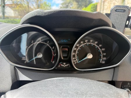 2013 Ford Fiesta - thumbnail 14