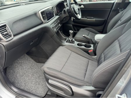 2021 Kia Sportage - thumbnail 16