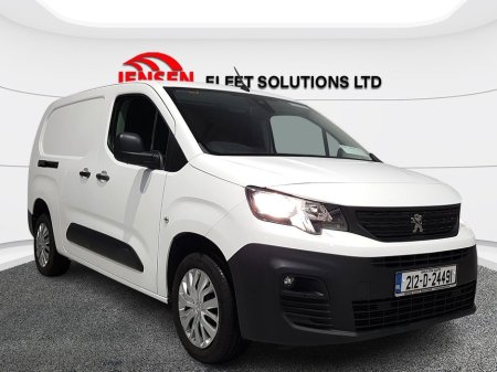 2021 Peugeot Partner LWB Pro Plus 1.5hdi 100ps 3 seat (€11,950ex vat / €14,698.50 inc vat)