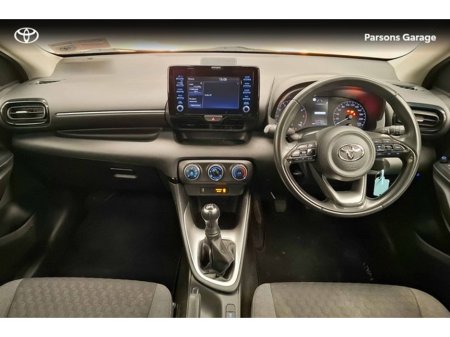 2023 Toyota Yaris - thumbnail 6