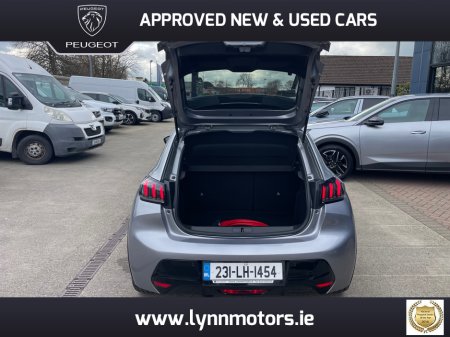 2023 Peugeot 208 - thumbnail 4