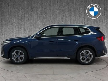 2025 BMW iX1 - thumbnail 3