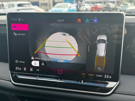 2025 Volkswagen Tiguan - thumbnail 23