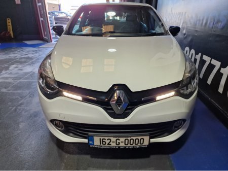 2016 Renault Clio - thumbnail 3