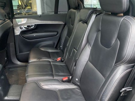 2022 Volvo XC90 - thumbnail 16