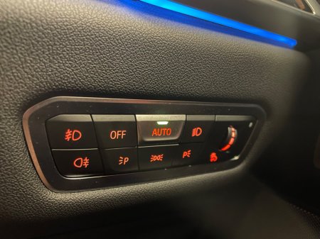 2022 BMW X5 xDrive45e M Sport €43,900 thumbnail