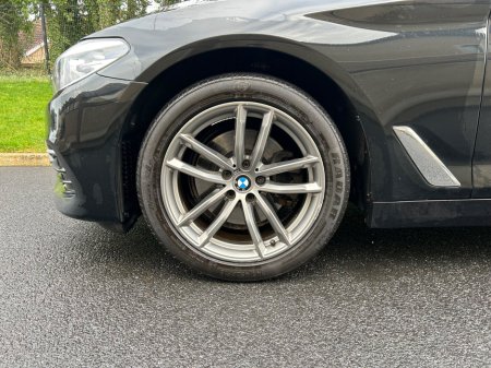 2020 BMW 5 Series 520d SE Auto €19,850 thumbnail