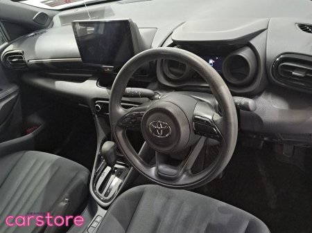 2023 Toyota Yaris 1.0 PETROL 5 DR *LOW MILEAGE* €20,480 thumbnail