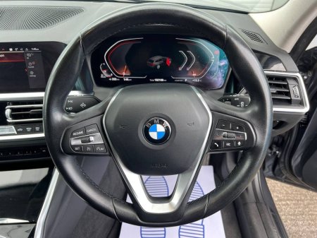 2021 BMW 3 Series 318d M-COMPETITION PACK TOURING // 18
