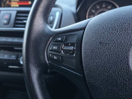 2015 BMW 1 Series - thumbnail 23