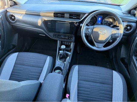 2016 Toyota Auris 1.2 TURBO SOL MODEL ONE OWNER 30K MILES €14,990 thumbnail